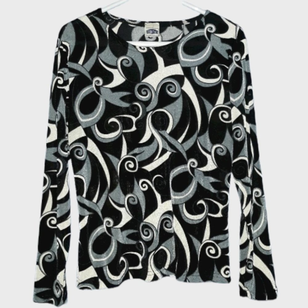 Essentials Long Sleeved Top